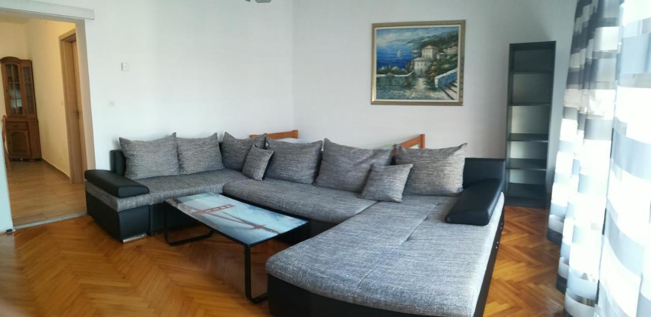 Apartmani Katerina Pula Exteriér fotografie